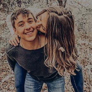 Meet your Posher, Paige